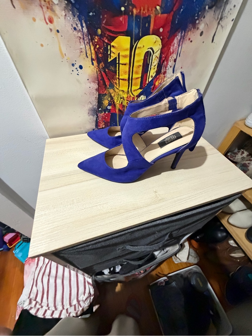 Women's Royal Blue Pointed-Toe Cutout Heels